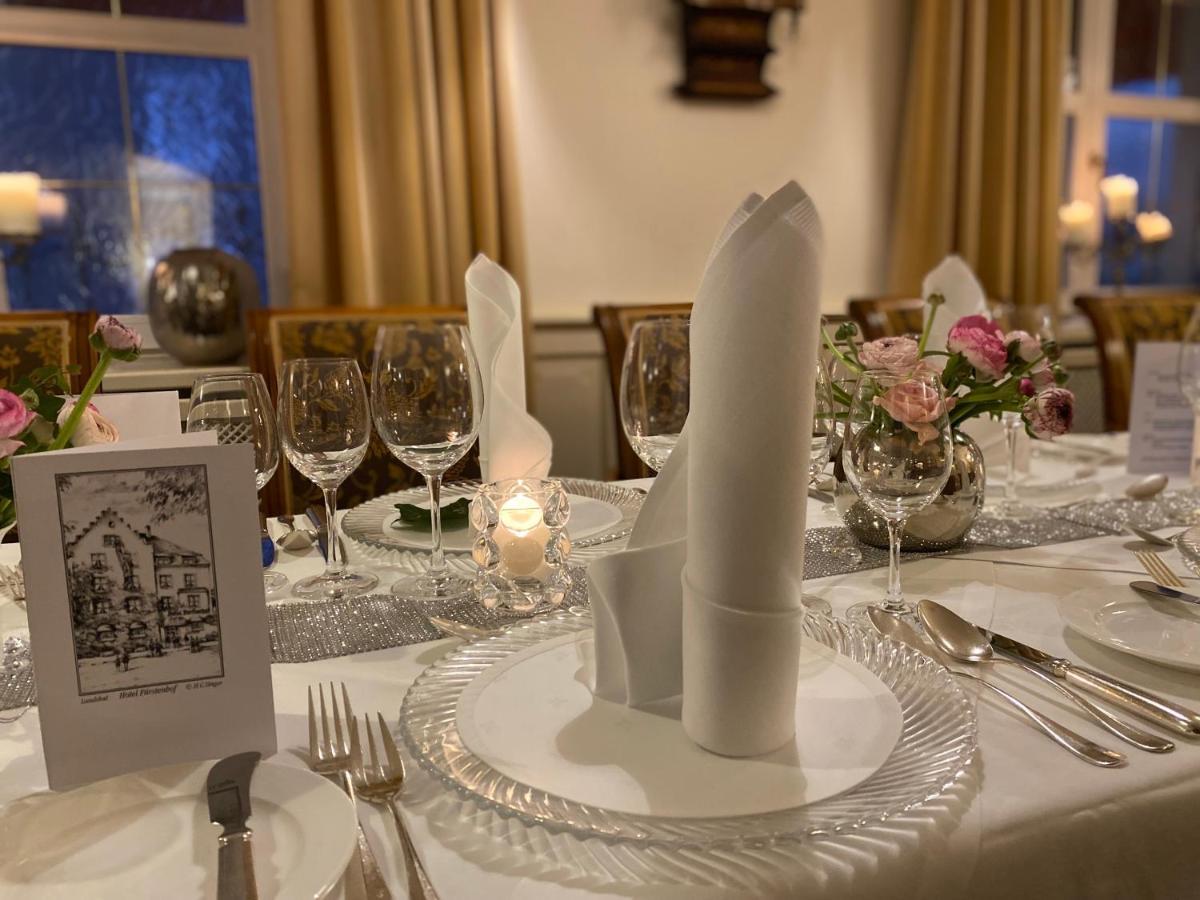 Simones Hotel Fuerstenhof ลันด์สฮูท ภายนอก รูปภาพ