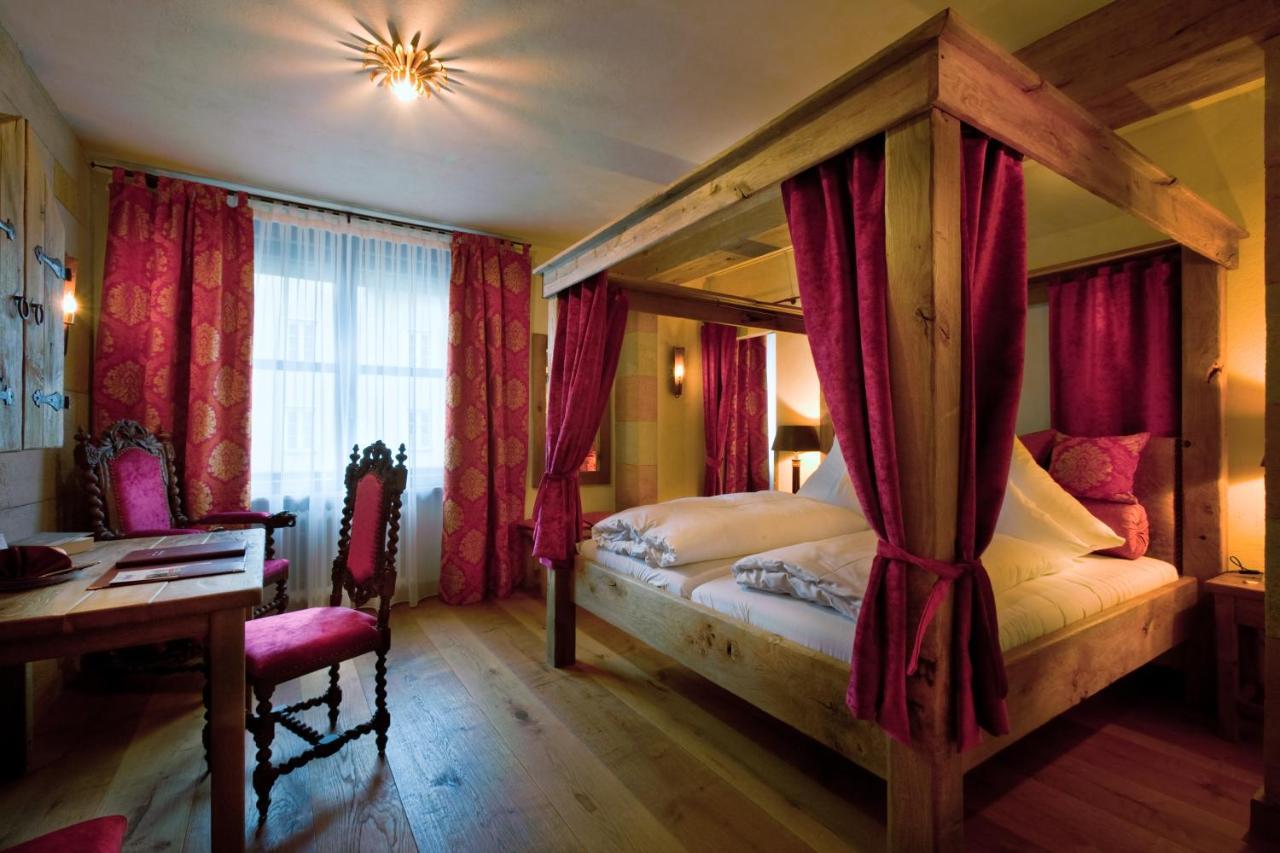 Simones Hotel Fuerstenhof ลันด์สฮูท ภายนอก รูปภาพ